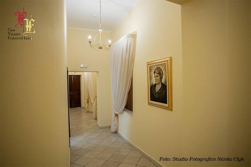 Casa Vacanze - Franco Ed Enza Bed & Breakfast San Gregorio Magno Bagian luar foto